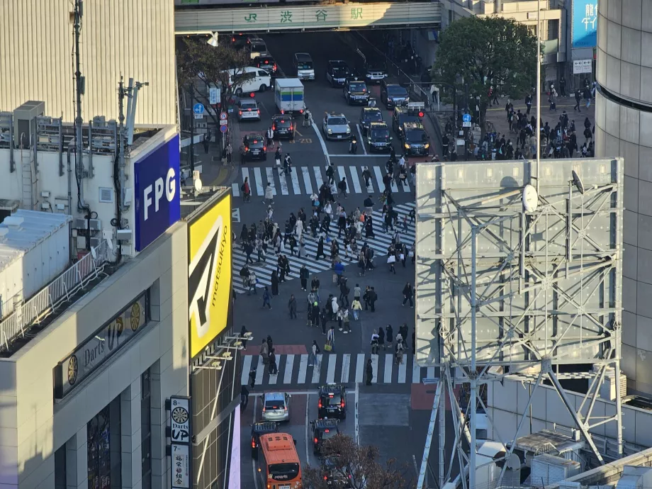 Widok Shibuya Junction z powiększeniem