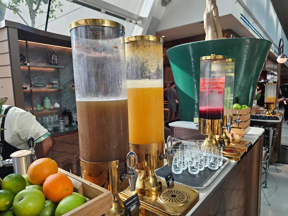 Śniadanie w restauracji Rise