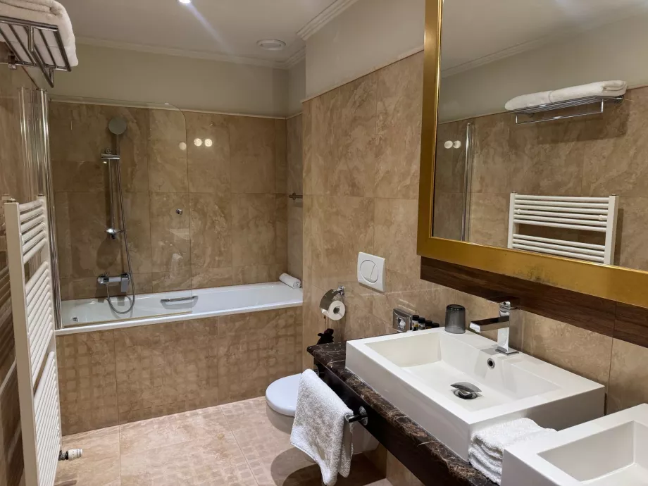 Łazienka w apartamencie typu Junior Suite