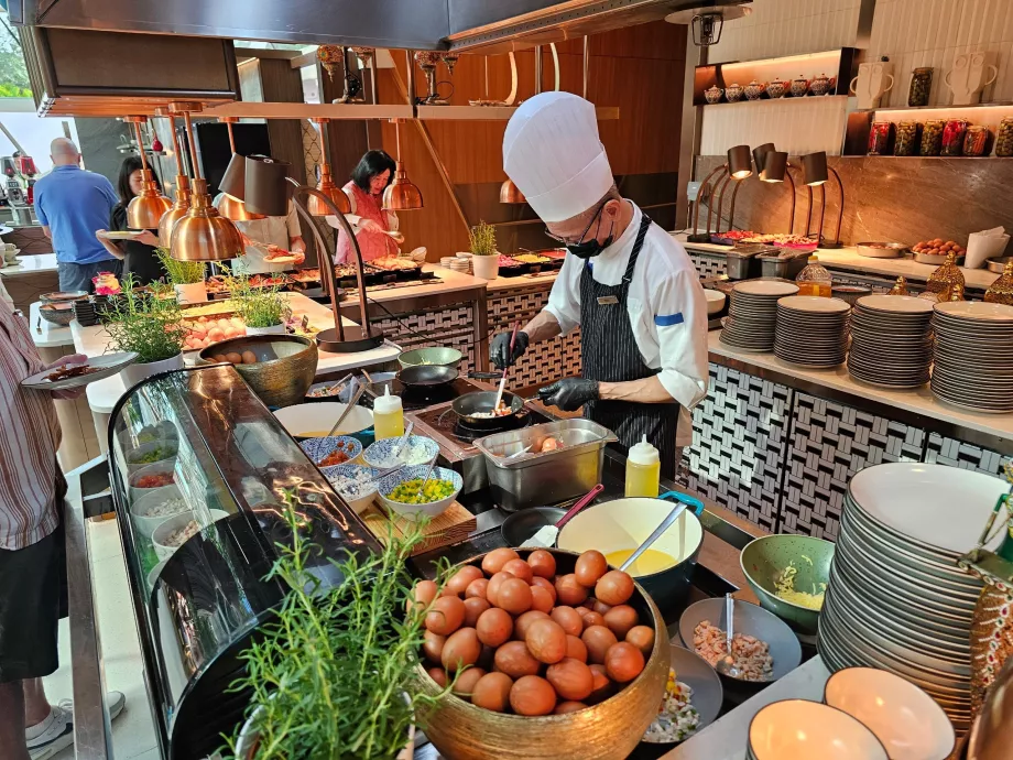 Śniadanie w restauracji Rise