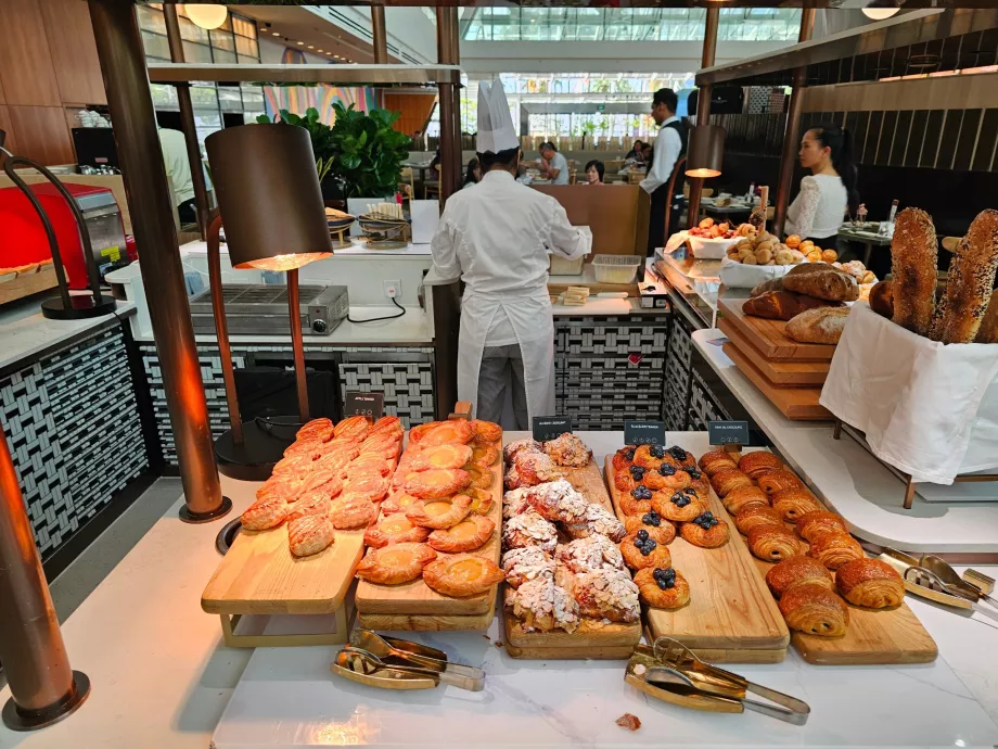 Śniadanie w restauracji Rise