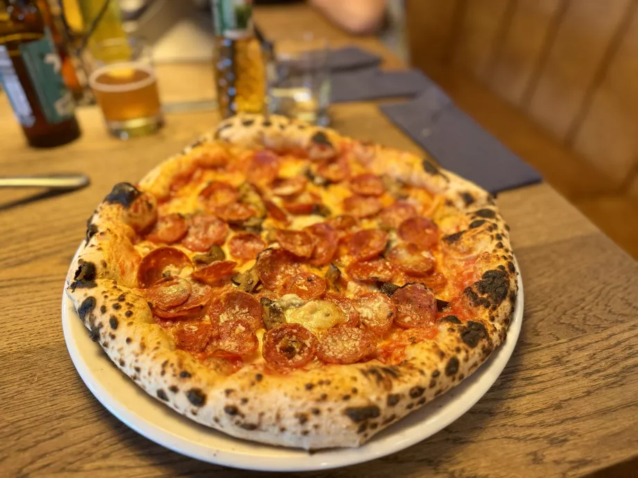 Pizza z pieca
