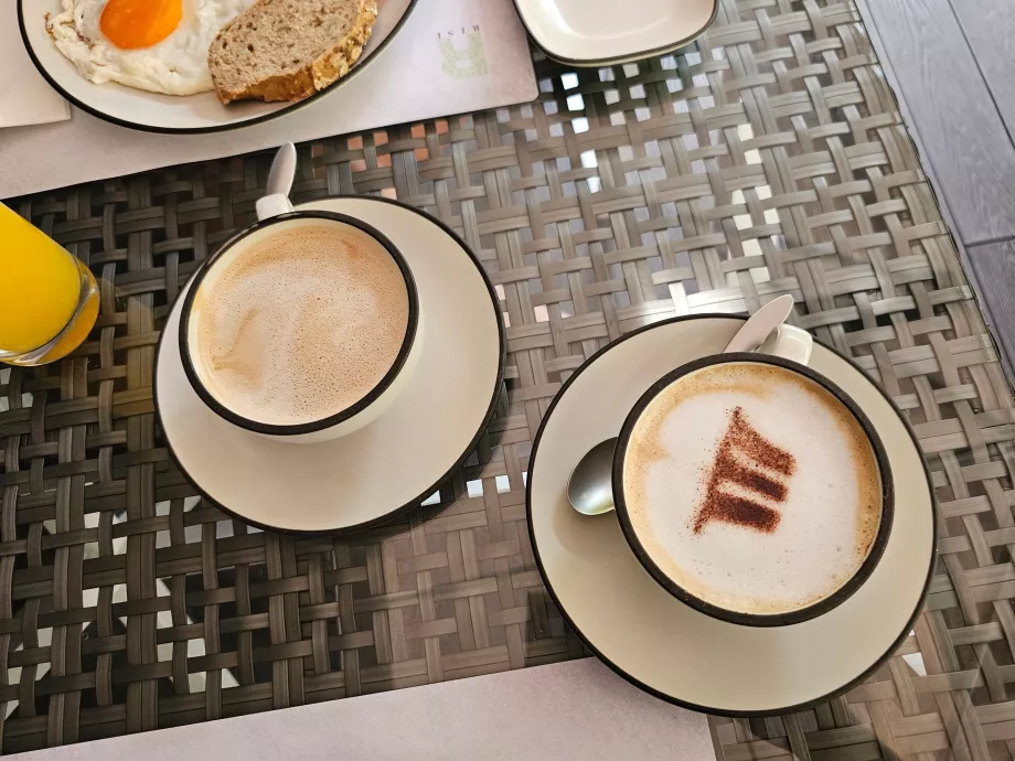 Śniadanie w restauracji Rise