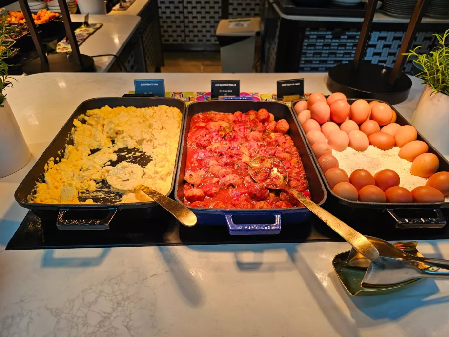 Śniadanie w restauracji Rise