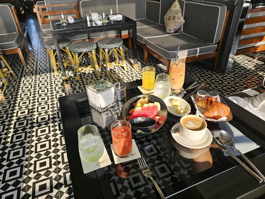 Śniadanie w barze Spago