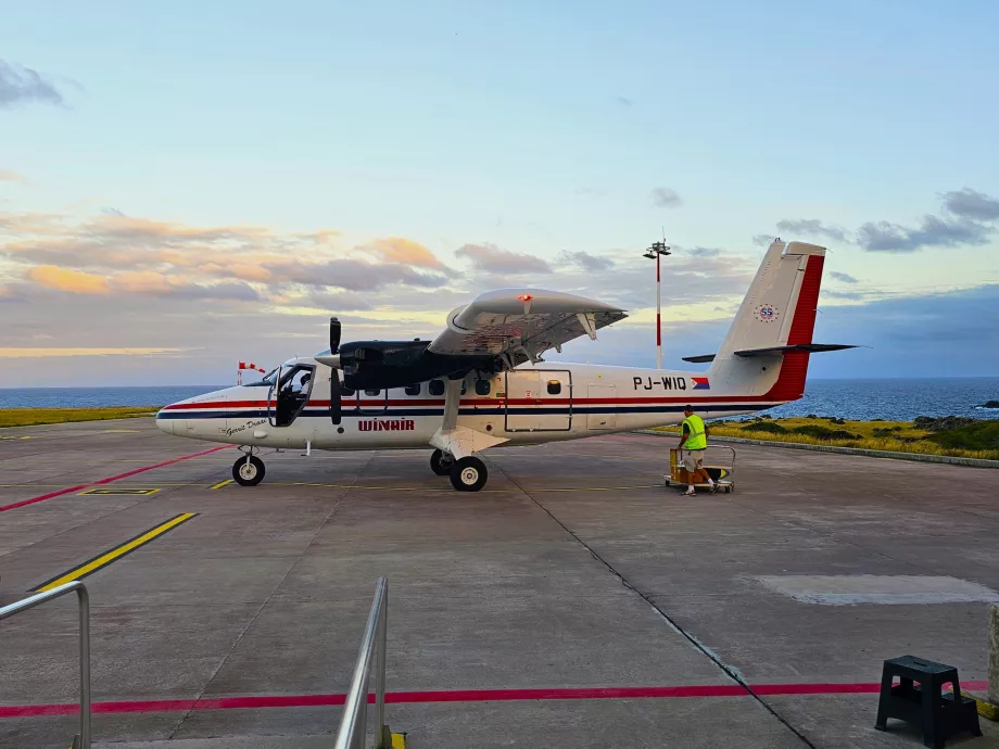 Winair, Twin Otter, lotnisko Saba