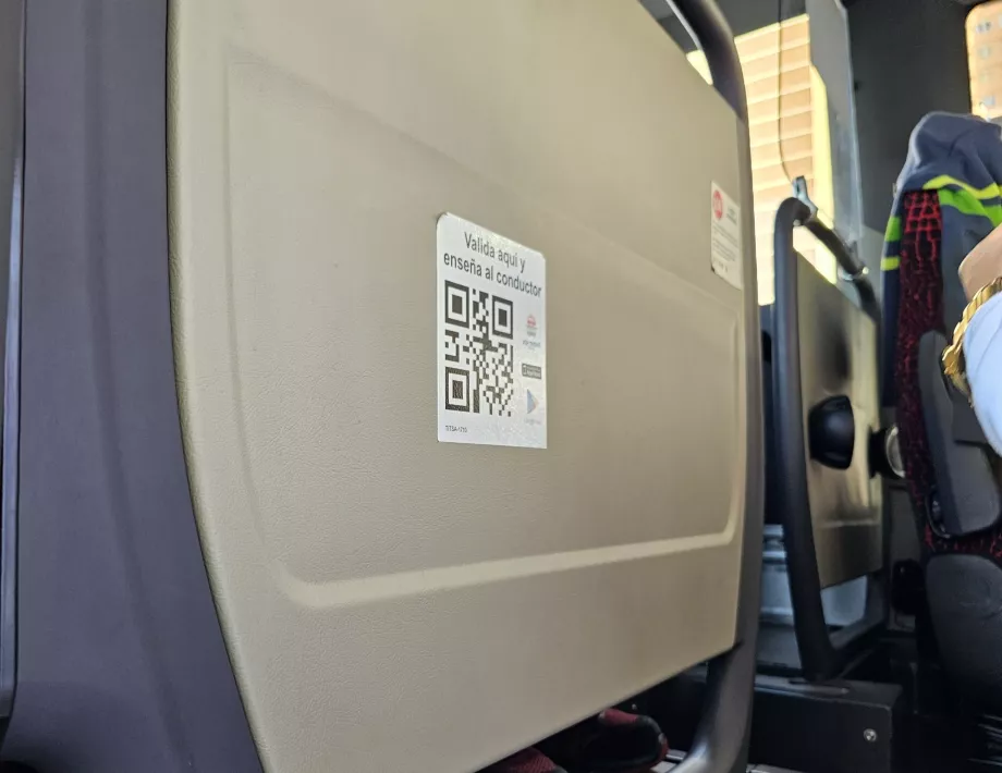 Walidacja biletów przez aplikację mobilną