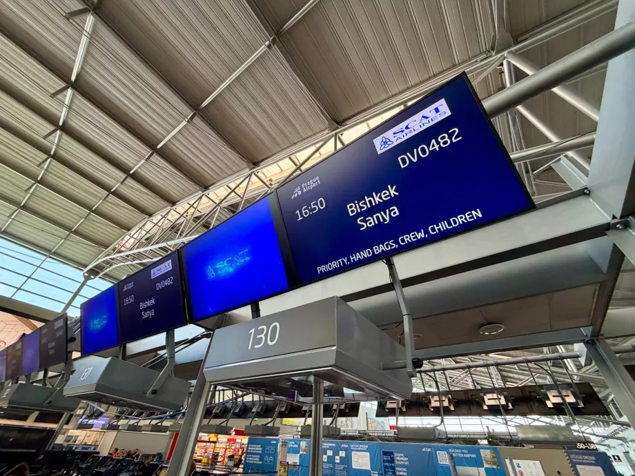 Odprawa na lot SCAT Airlines