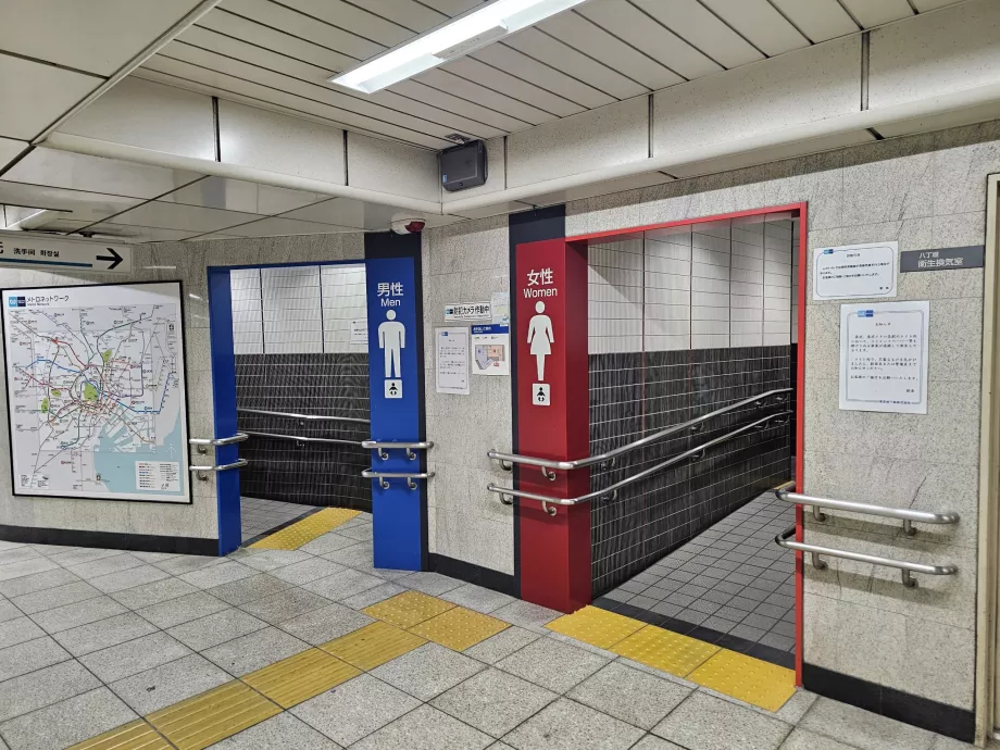 Toalety publiczne na stacjach metra