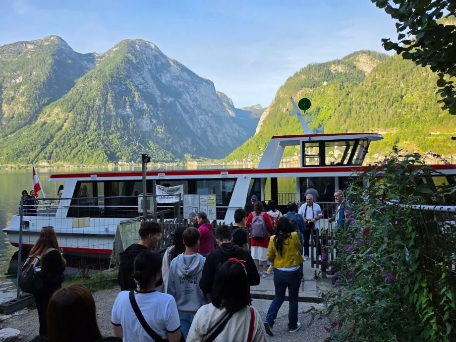 Prom z dworca kolejowego do Hallstatt