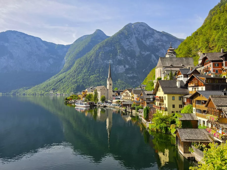Najbardziej znany widok na centrum miasta Hallstatt