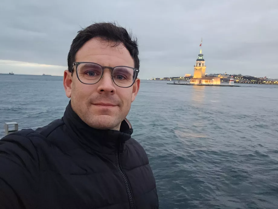 Ja w Maiden Tower - strona azjatycka