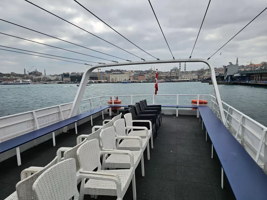 Górny pokład statku na Maiden Tower