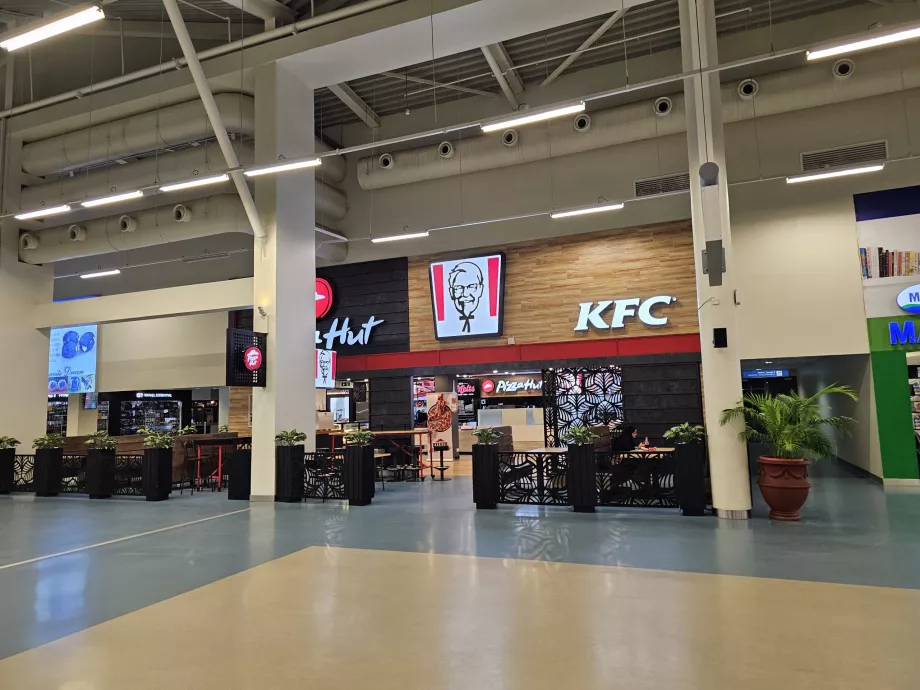 KFC, sekcja tranzytowa, Terminal 3