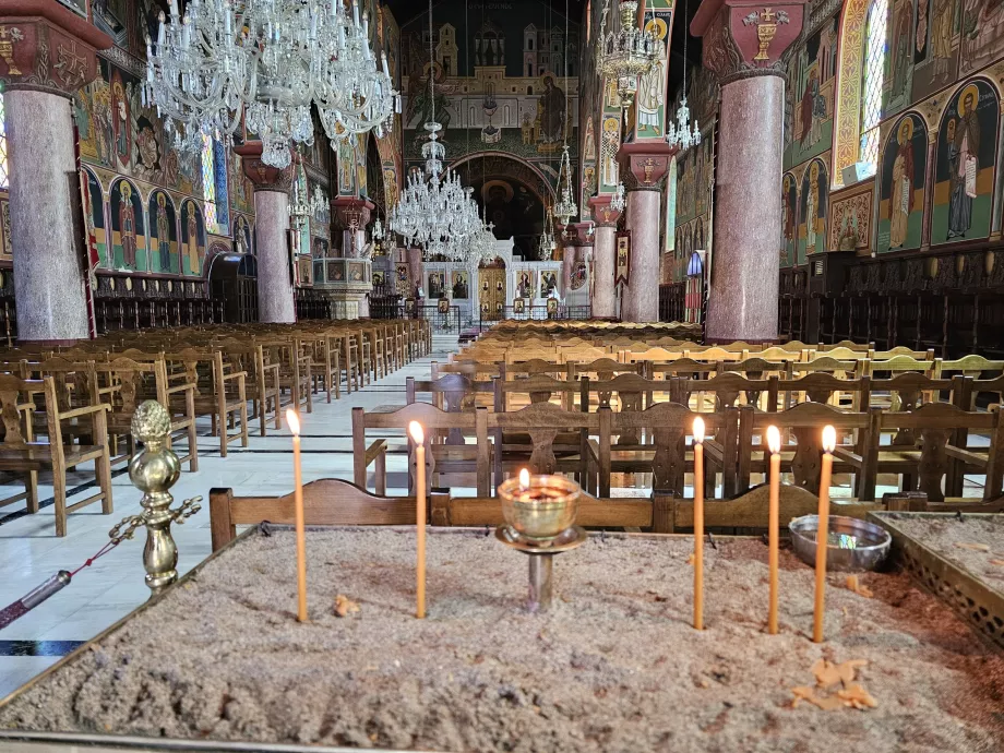 Kościół Evangelismos, wnętrze