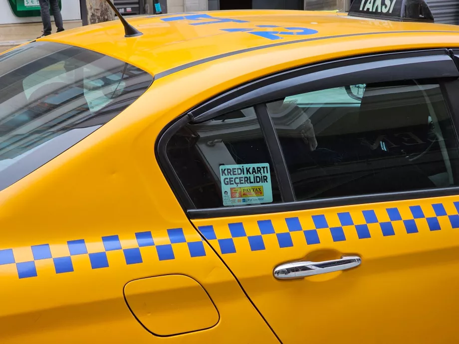 Możliwość płacenia kartą w taksówce