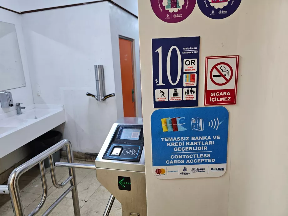 Toalety na Wielkim Bazarze