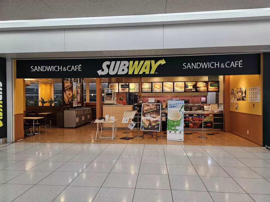 Restauracja Subway, Terminal 1