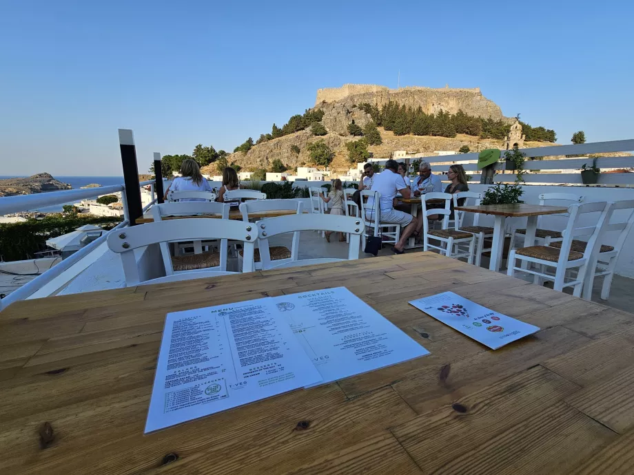 Restauracja na dachu Lindos