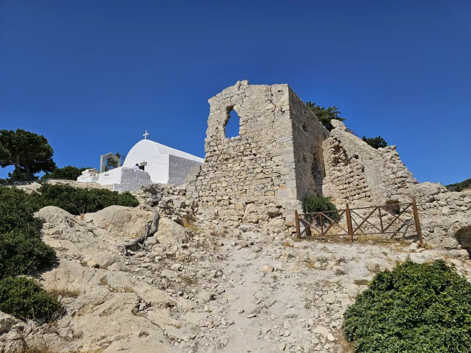 Zamek Monolithos