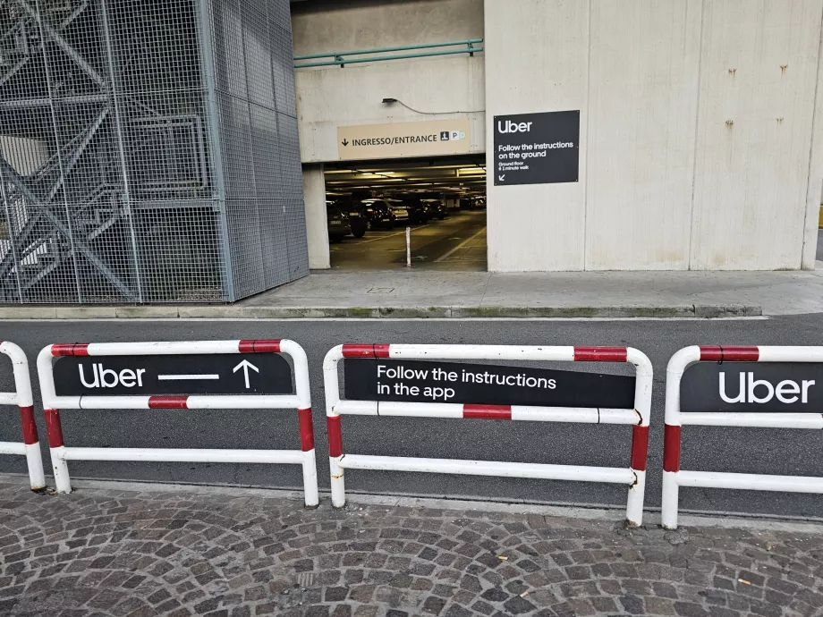 Wskazówki dojazdu do punktu odbioru Ubera