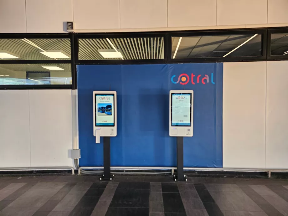 Automaty do sprzedaży biletów autobusowych Cotral