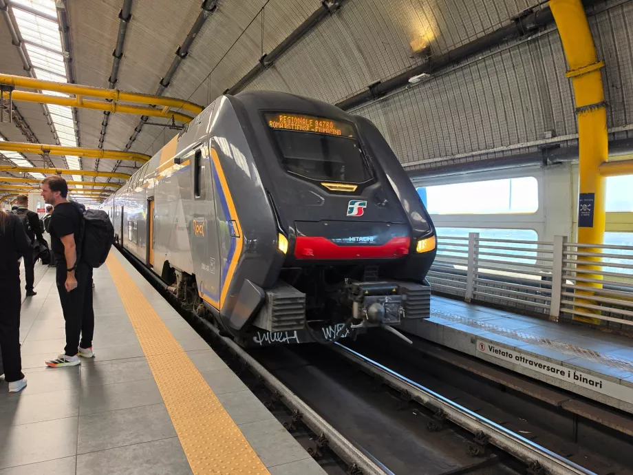 Pociąg na lotnisku Fiumicino