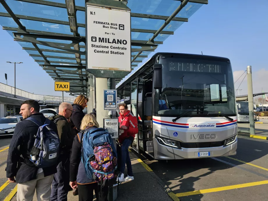 Kierunek autobusu Milano Centrale