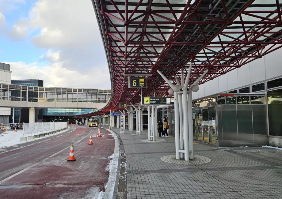 Terminal krajowy lotniska Sapporo