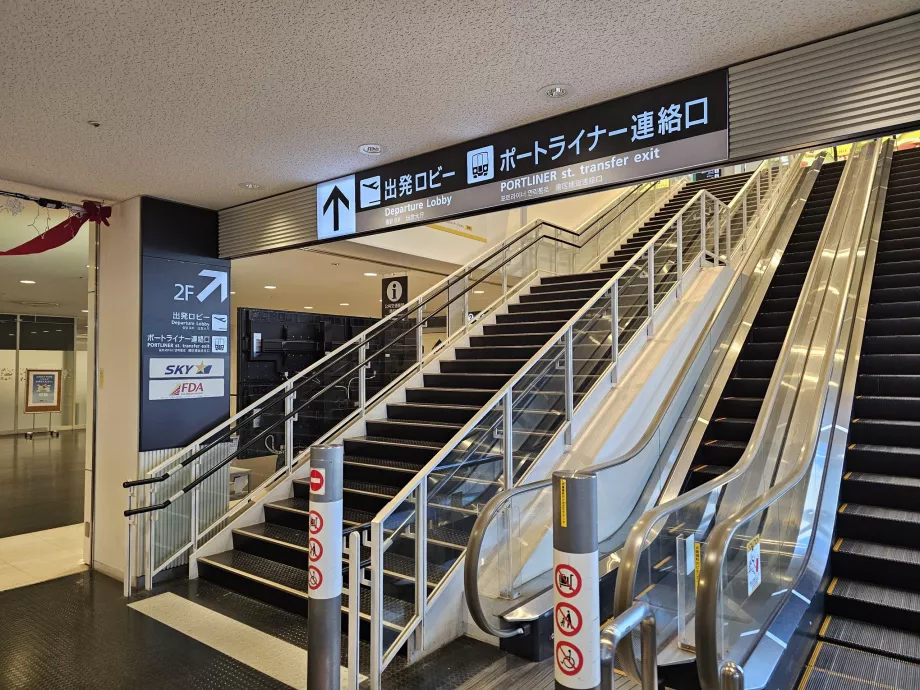 Schody w kierunku kolejki jednoszynowej Portliner