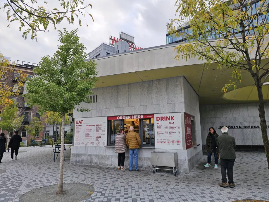 Przekąski w Brooklyn Bridge Park