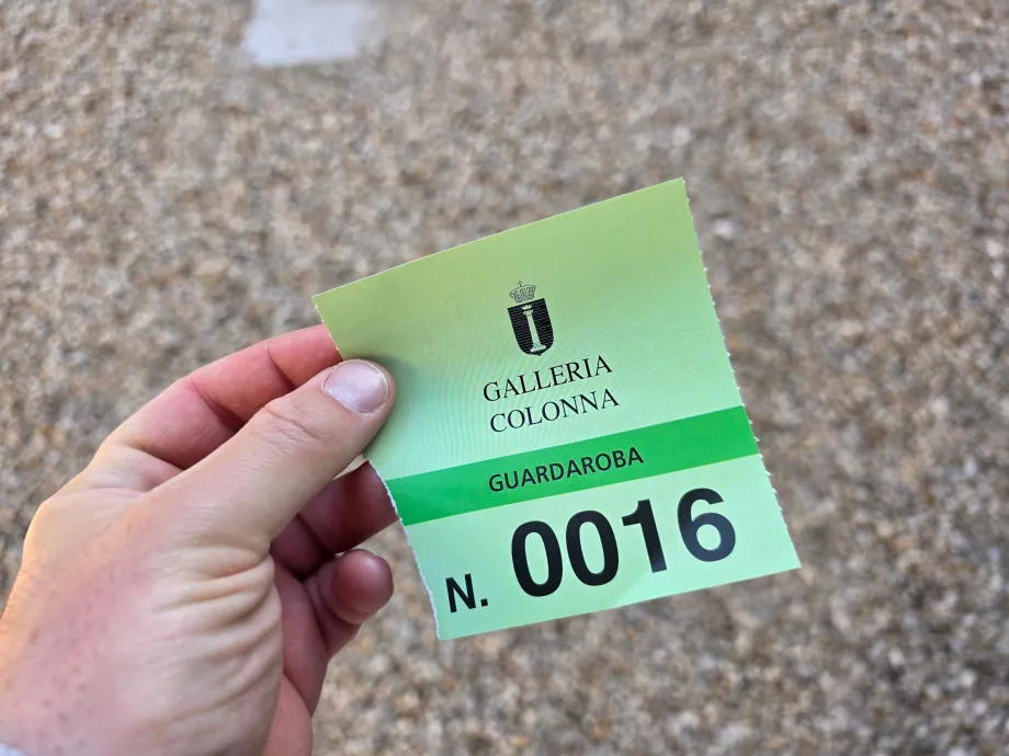 Galleria Colonna, bilet z przechowalni bagażu