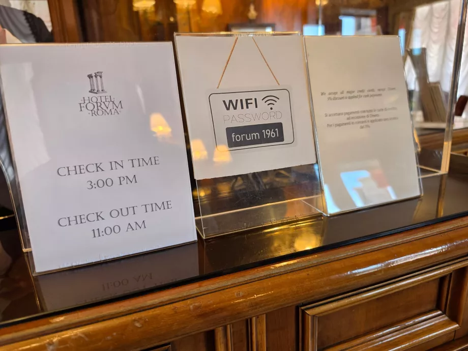 Wi-Fi oraz informacje dotyczące zameldowania i wymeldowania
