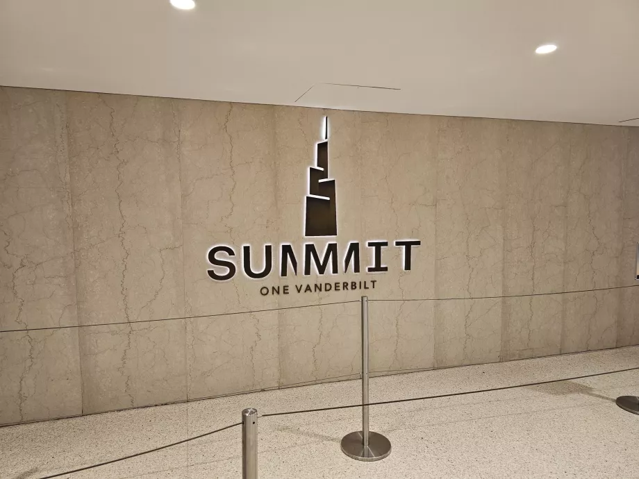 Summit One Vanderbilt, wejście wewnętrzne