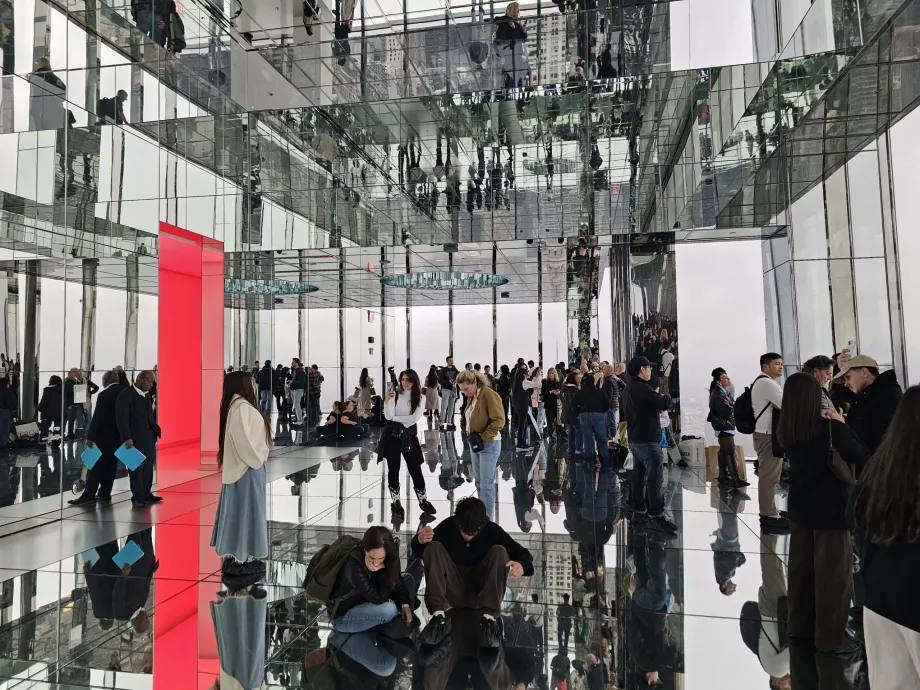 Summit One Vanderbilt, Hall of Mirrors