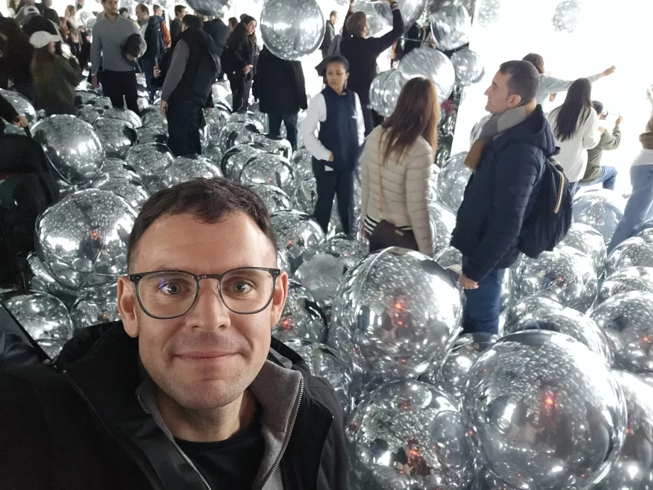 Summit One Vanderbilt, sala balonowa