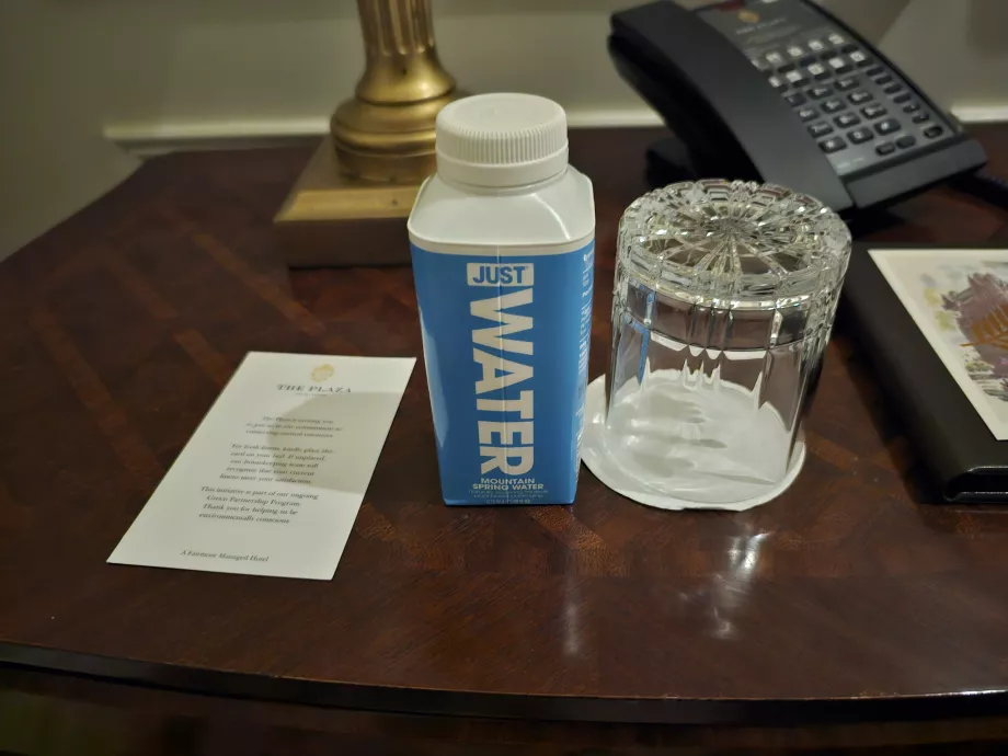 Bezpłatna woda w pokoju