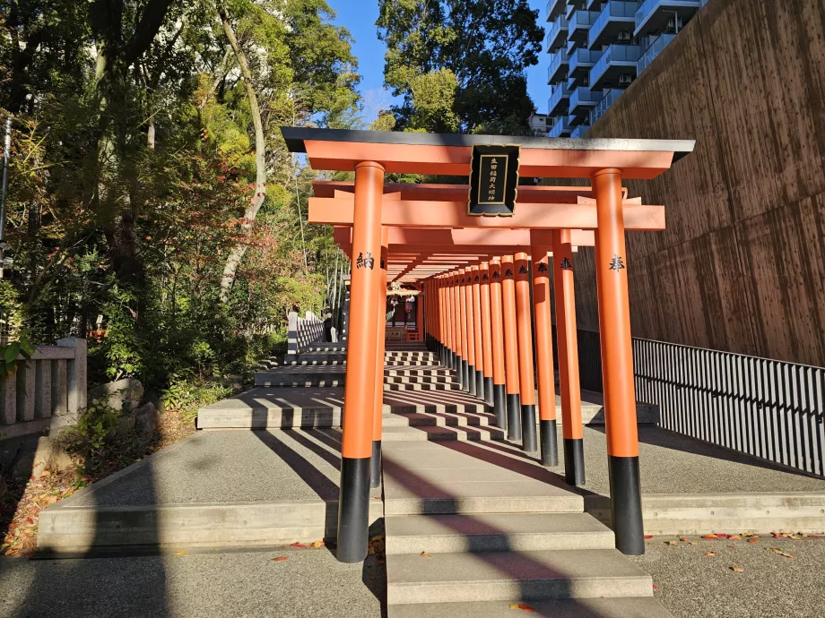 Świątynia Ikuta-Jinja