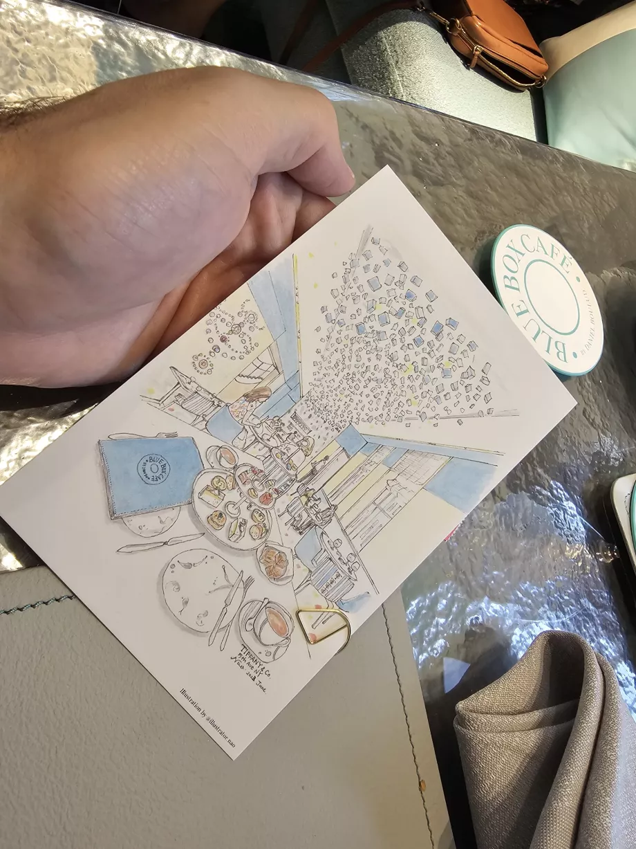 Niebieskie pudełko, pocztówka