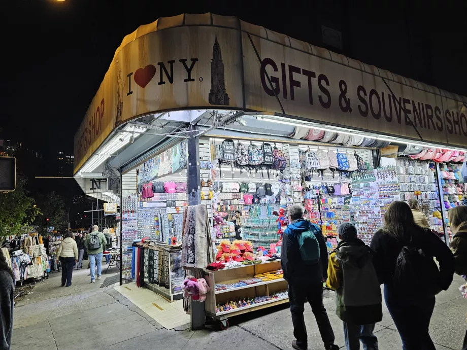 Chinatown, sklepy z pamiątkami