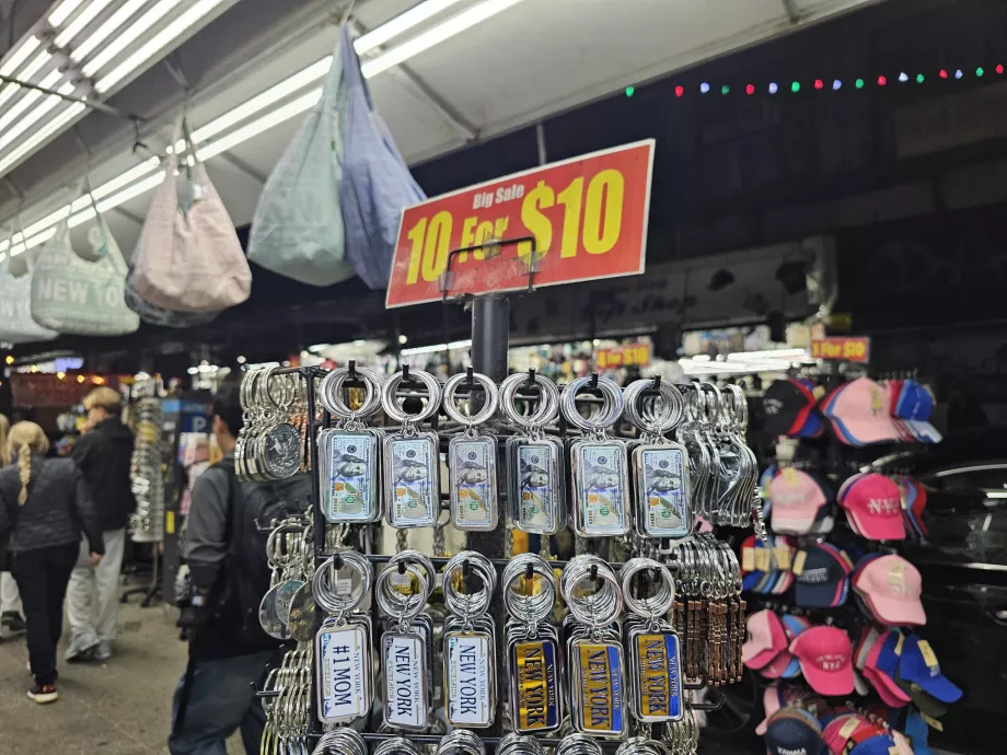 Chinatown, sklepy z pamiątkami