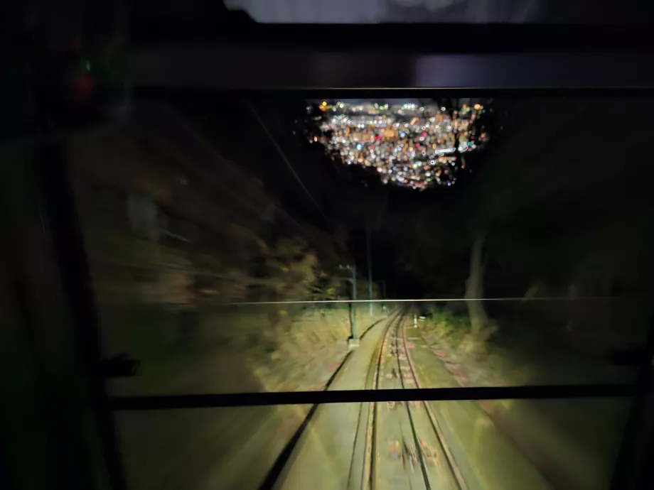 Nocna przejażdżka kolejką linową Maya