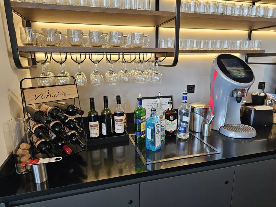 Alkohol, likiery i czerwone wino