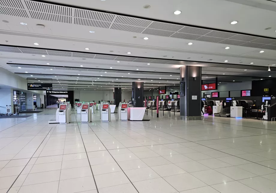 Terminal 3, odprawa