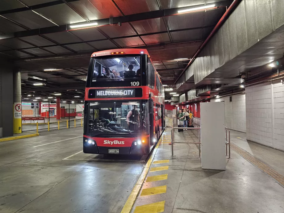 Przystanek Skybus na stacji Southern Cross