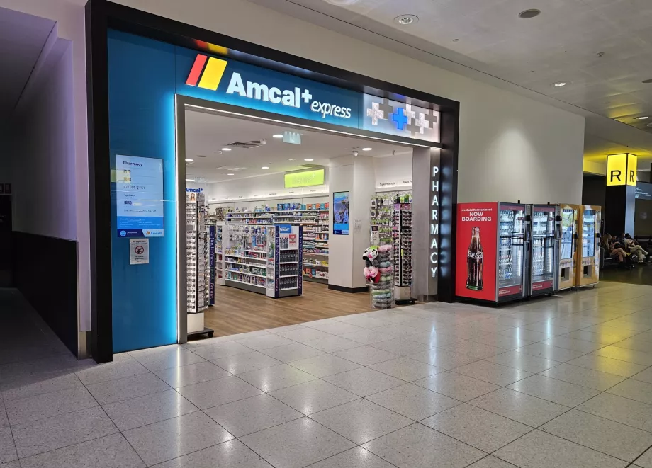 Apteka, strefa publiczna, Terminal 2