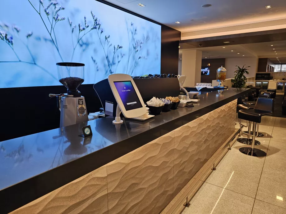 Salon ANZ, ekspres do kawy