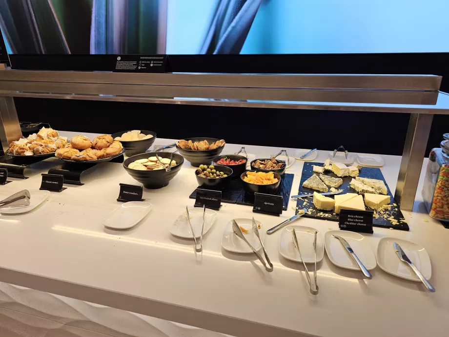 ANZ Lounge, oferujący pikantne przekąski